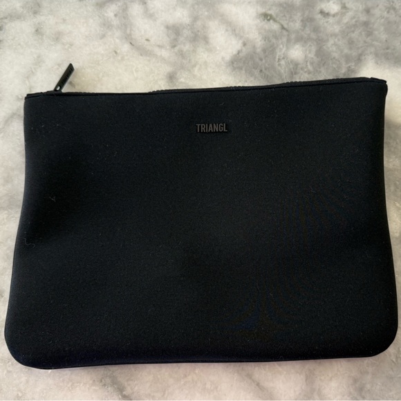 Black Triangle Bikini Set String size XS top Medium bottoms with bag LIKE NEW - Picture 7 of 7